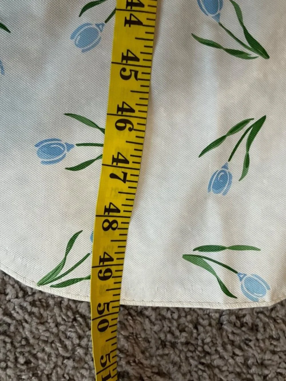 Vintage 80's Better Home Flannel Back Tablecloth 52